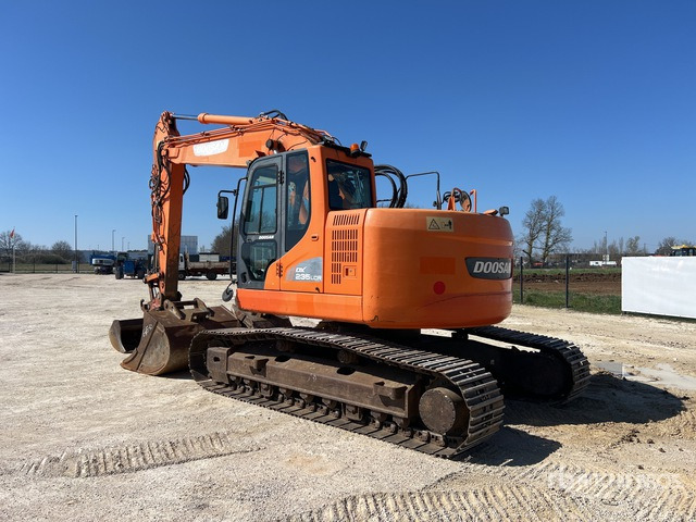 2014 Doosan DX235 LCR Pelle Sur Chenilles Tracked Excavator - Bager guseničar: slika 3 2014 Doosan DX235 LCR Pelle Sur Chenilles Tracked Excavator - Bager guseničar: slika 3