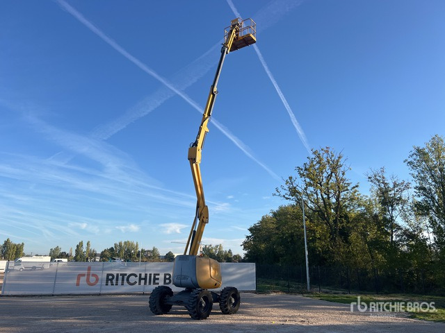 2014 Haulotte HA16PX 4WD Diesel Nacelle Articulee Articulating Boom Lift - Zglobna platforma: slika 3 2014 Haulotte HA16PX 4WD Diesel Nacelle Articulee Articulating Boom Lift - Zglobna platforma: slika 3