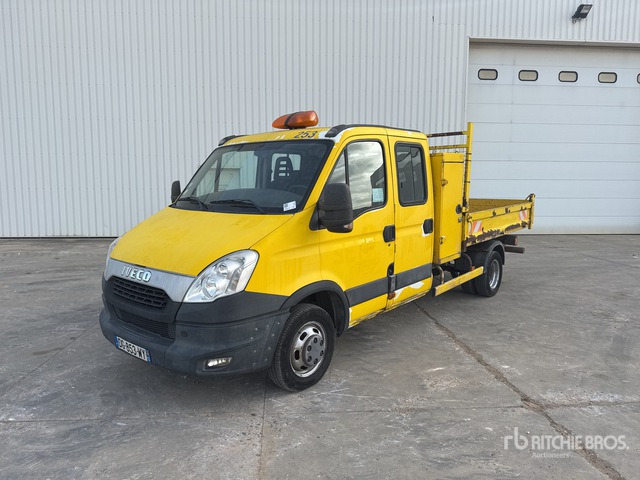 2014 Iveco 4x2 Camion Benne S/A Dump Truck - Dostavno vozilo kiper, Dostavno vozilo sa duplom kabinom: slika 1 2014 Iveco 4x2 Camion Benne S/A Dump Truck - Dostavno vozilo kiper, Dostavno vozilo sa duplom kabinom: slika 1
