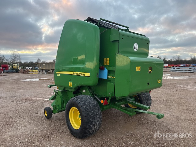 2014 John Deere 854 Presse A Balles Rondes 1 Essieu S/A Round Baler - Balirka za okrugle bale: slika 2 2014 John Deere 854 Presse A Balles Rondes 1 Essieu S/A Round Baler - Balirka za okrugle bale: slika 2