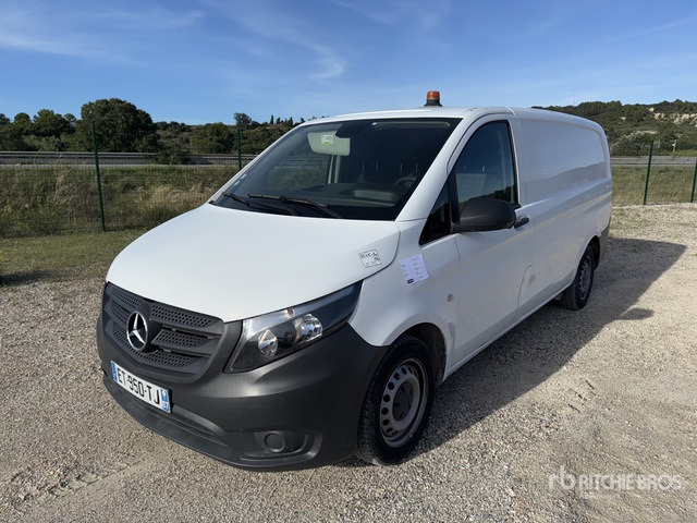 2018 Mercedes-Benz Vito 111 cdi Vehicule Utilitaire Cargo Van - Mali kombi: slika 1 2018 Mercedes-Benz Vito 111 cdi Vehicule Utilitaire Cargo Van - Mali kombi: slika 1