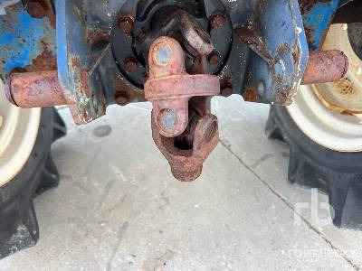 Mali traktor ISEKI TU160F 4WD Tracteur Utilitaire: slika 18