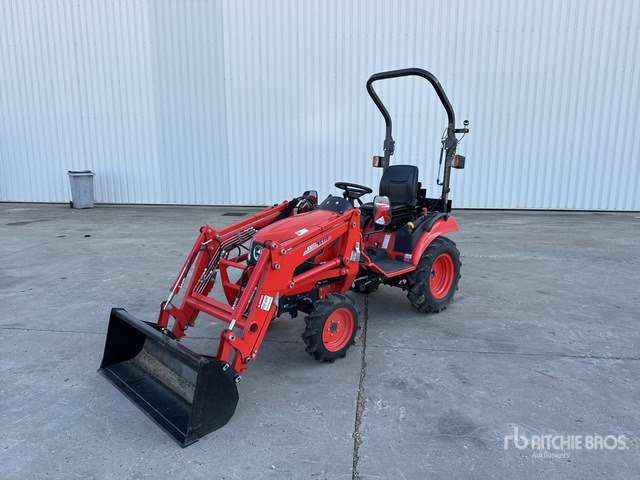 Kioti CS2220 Tracteur agricole utilitaire - Mali traktor: slika 1 Kioti CS2220 Tracteur agricole utilitaire - Mali traktor: slika 1