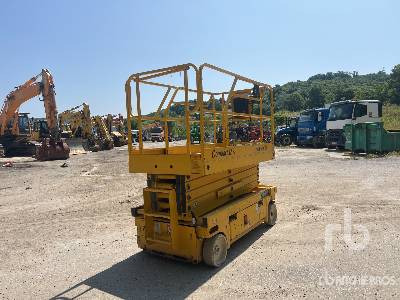 PINGUELY-HAULOTTE COMPACT 12 Electric Nacelle Ciseau Electrique - Lift u obliku makaza: slika 4 PINGUELY-HAULOTTE COMPACT 12 Electric Nacelle Ciseau Electrique - Lift u obliku makaza: slika 4