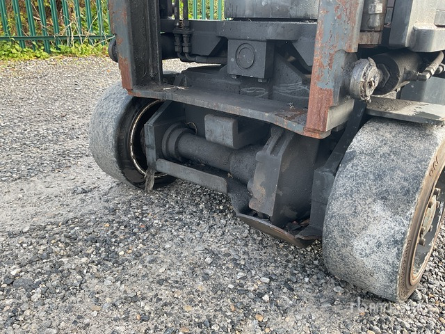 2006 Aislemaster 20SE 2006 Aislemaster 20SE Electric Forklift Electric Forklift - Električni viljuškar: slika 5 2006 Aislemaster 20SE 2006 Aislemaster 20SE Electric Forklift Electric Forklift - Električni viljuškar: slika 5
