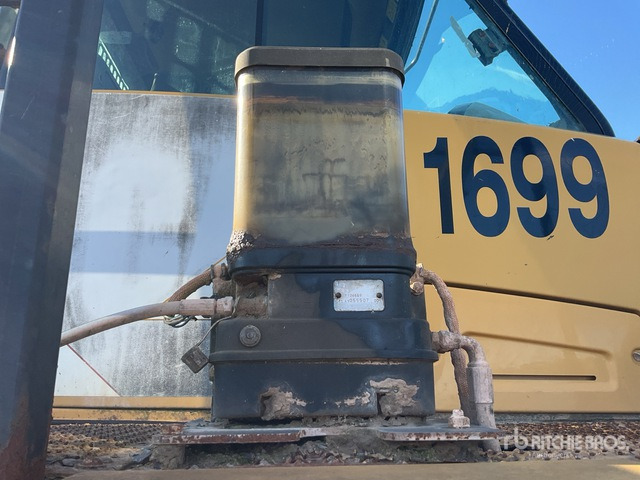 2011 Cat 735 6x6. Articulated Dump Truck - Zglobni kiper: slika 5 2011 Cat 735 6x6. Articulated Dump Truck - Zglobni kiper: slika 5