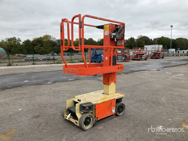 2015 JLG 1230ES Scissor Lift Vertical Mast Lift - Jarbolna penjajuća platforma: slika 2 2015 JLG 1230ES Scissor Lift Vertical Mast Lift - Jarbolna penjajuća platforma: slika 2