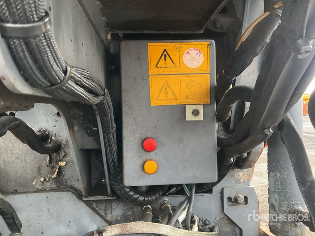 Asfaltni finišer 2015 Vogele Super 1303-3i Wheel Asphalt Paver: slika 6 Asfaltni finišer 2015 Vogele Super 1303-3i Wheel Asphalt Paver: slika 6