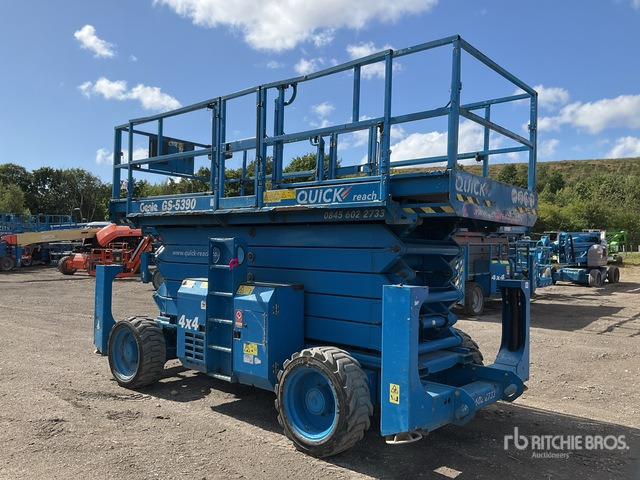 2016 Genie GS5390 4x4 Diesel Scissor Lift - Lift u obliku makaza: slika 2 2016 Genie GS5390 4x4 Diesel Scissor Lift - Lift u obliku makaza: slika 2