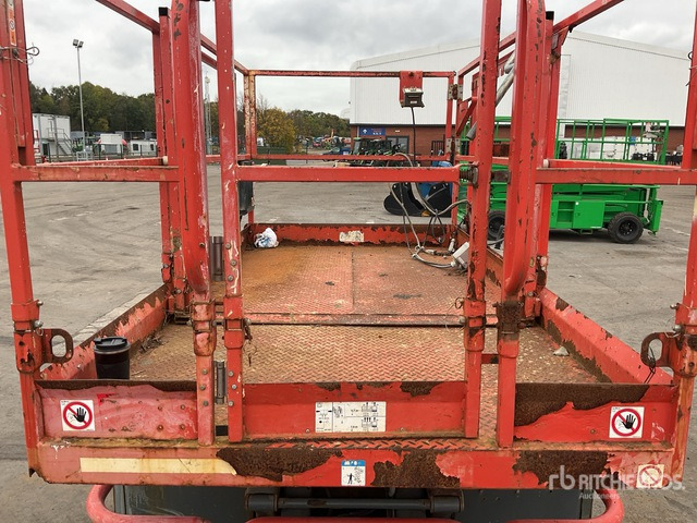 2017 Skyjack SJ6832 RT 4x4 Diesel Scissor Lift - Lift u obliku makaza: slika 5 2017 Skyjack SJ6832 RT 4x4 Diesel Scissor Lift - Lift u obliku makaza: slika 5
