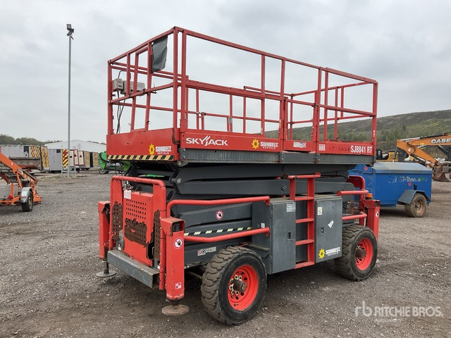 2017 Skyjack SJ8841 2017 Skyjack SJ8841 RT Scissor Lift Scissor Lift - Lift u obliku makaza: slika 1 2017 Skyjack SJ8841 2017 Skyjack SJ8841 RT Scissor Lift Scissor Lift - Lift u obliku makaza: slika 1