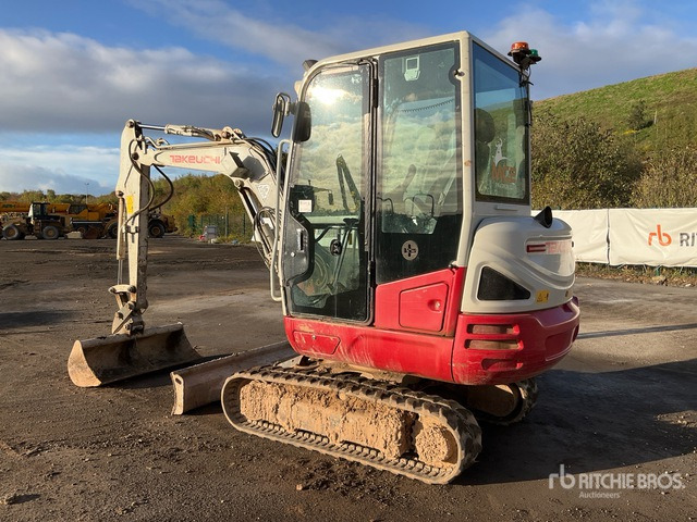 2017 Takeuchi TB230 Mini Excavator: <6.6t - Mini bager: slika 4 2017 Takeuchi TB230 Mini Excavator: <6.6t - Mini bager: slika 4