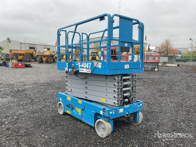2019 Genie GS4047 2019 Genie GS4047 Scissor Lift Scissor Lift - Lift u obliku makaza: slika 4 2019 Genie GS4047 2019 Genie GS4047 Scissor Lift Scissor Lift - Lift u obliku makaza: slika 4