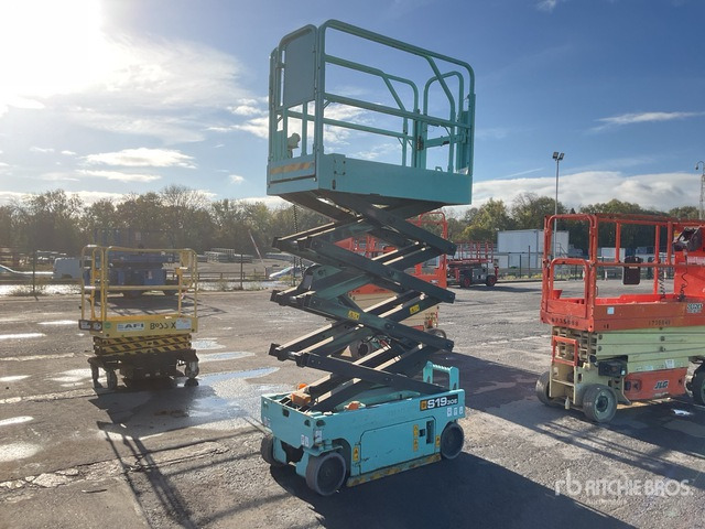 2019 JCB S1930E Electric Scissor Lift - Lift u obliku makaza: slika 2 2019 JCB S1930E Electric Scissor Lift - Lift u obliku makaza: slika 2