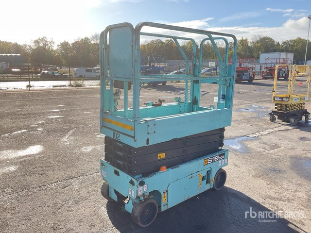 2019 JCB S1930E Electric Scissor Lift - Lift u obliku makaza: slika 4 2019 JCB S1930E Electric Scissor Lift - Lift u obliku makaza: slika 4