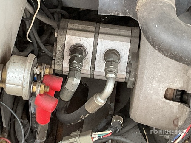 Skyjack SJ6832RT Scissor Lift - Lift u obliku makaza: slika 5 Skyjack SJ6832RT Scissor Lift - Lift u obliku makaza: slika 5