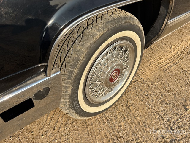 1990 Cadillac Brougham Automobile - Automobil: slika 4 1990 Cadillac Brougham Automobile - Automobil: slika 4