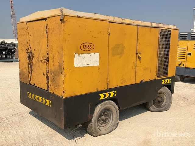 1996 Atlas Copco Mobile (Inoperable) Air Compressor - Kompresor za vazduh: slika 3 1996 Atlas Copco Mobile (Inoperable) Air Compressor - Kompresor za vazduh: slika 3