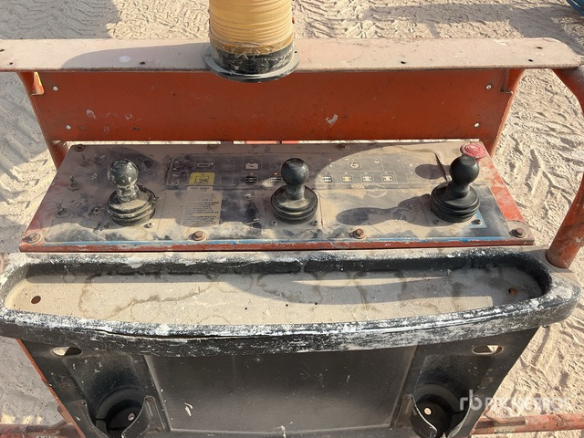 2002 Genie S125 4WD Diesel Telescopic Boom Lift - Teleskopska platforma: slika 5 2002 Genie S125 4WD Diesel Telescopic Boom Lift - Teleskopska platforma: slika 5