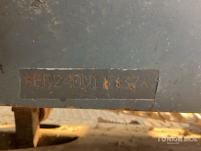 2004 Volvo EC240B LC - Bager guseničar: slika 3 2004 Volvo EC240B LC - Bager guseničar: slika 3