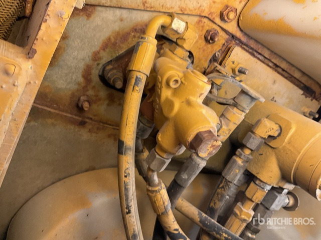 2005 Cat IT38G Wheel Loader - Utovarivač točkaš: slika 4 2005 Cat IT38G Wheel Loader - Utovarivač točkaš: slika 4