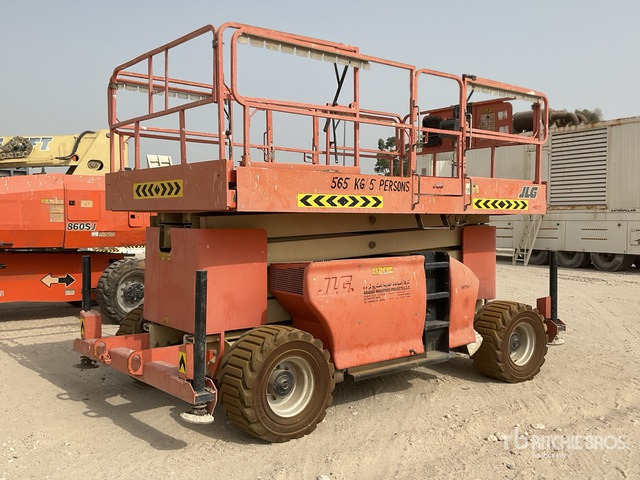 2007 JLG 4394 RT 4x4 Diesel Scissor Lift - Lift u obliku makaza: slika 4 2007 JLG 4394 RT 4x4 Diesel Scissor Lift - Lift u obliku makaza: slika 4