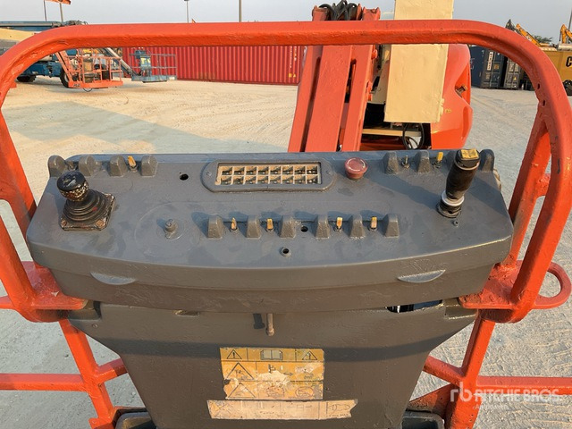 2007 JLG 450AJ 4WD Diesel Articulating Boom Lift - Zglobna platforma: slika 5 2007 JLG 450AJ 4WD Diesel Articulating Boom Lift - Zglobna platforma: slika 5