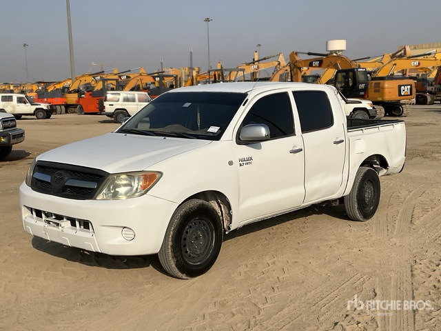 2008 Toyota Hilux 4x2 Crew Cab Pickup - Pikap: slika 1 2008 Toyota Hilux 4x2 Crew Cab Pickup - Pikap: slika 1