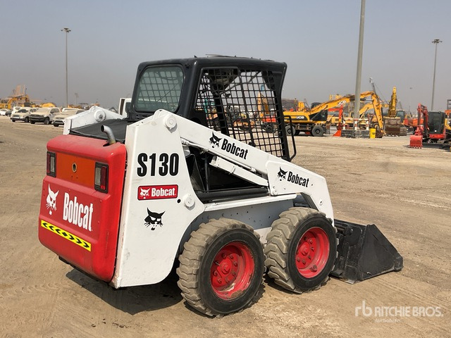 2010 Bobcat S130 - Mini utovarivač: slika 3 2010 Bobcat S130 - Mini utovarivač: slika 3
