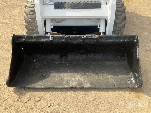 2010 Bobcat S150 - Mini utovarivač: slika 5 2010 Bobcat S150 - Mini utovarivač: slika 5