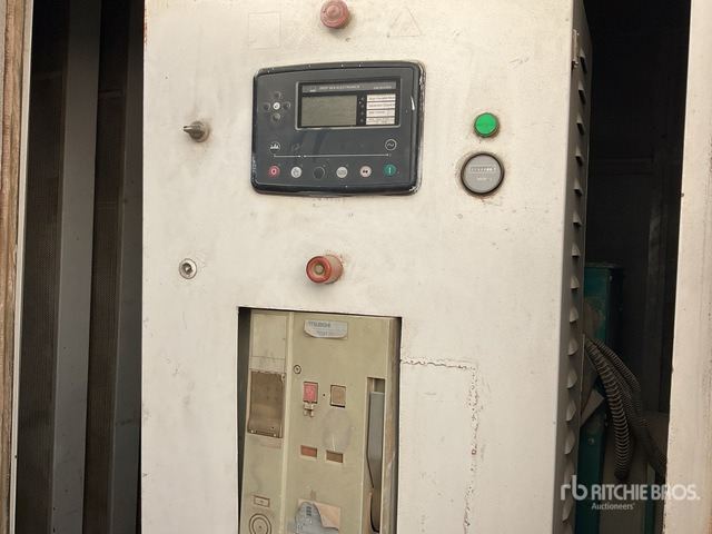 2011 Cummins 1650 kVA Containerized (Inoperable) Generator Set - Set generatora: slika 5 2011 Cummins 1650 kVA Containerized (Inoperable) Generator Set - Set generatora: slika 5