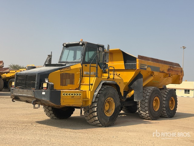 2011 Komatsu HM400-2R Articulated Dump Truck - Zglobni kiper: slika 1 2011 Komatsu HM400-2R Articulated Dump Truck - Zglobni kiper: slika 1