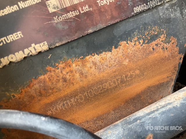 2011 Komatsu HM400-2R Articulated Dump Truck - Zglobni kiper: slika 5 2011 Komatsu HM400-2R Articulated Dump Truck - Zglobni kiper: slika 5