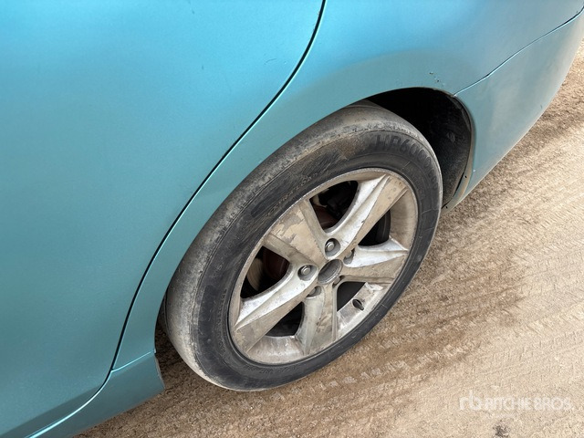 2011 Toyota Camry Automobile - Automobil: slika 4 2011 Toyota Camry Automobile - Automobil: slika 4