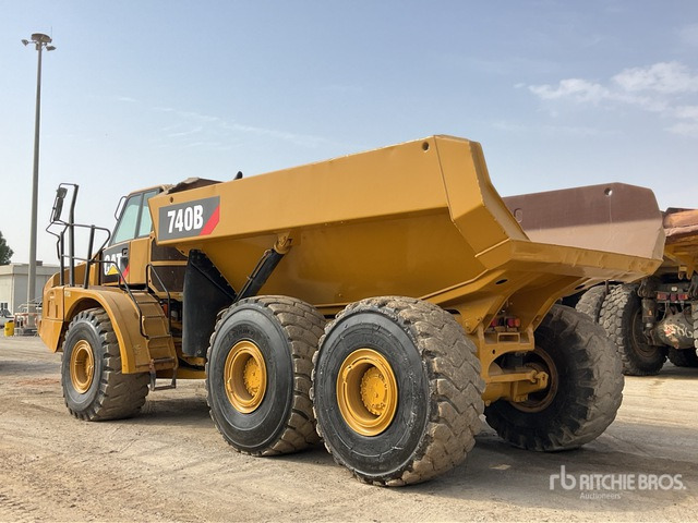 2012 Cat 740B - Zglobni kiper: slika 3 2012 Cat 740B - Zglobni kiper: slika 3