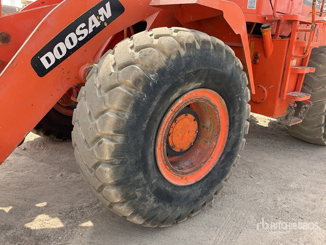 2012 Doosan DL503 Gold - Utovarivač točkaš: slika 5 2012 Doosan DL503 Gold - Utovarivač točkaš: slika 5