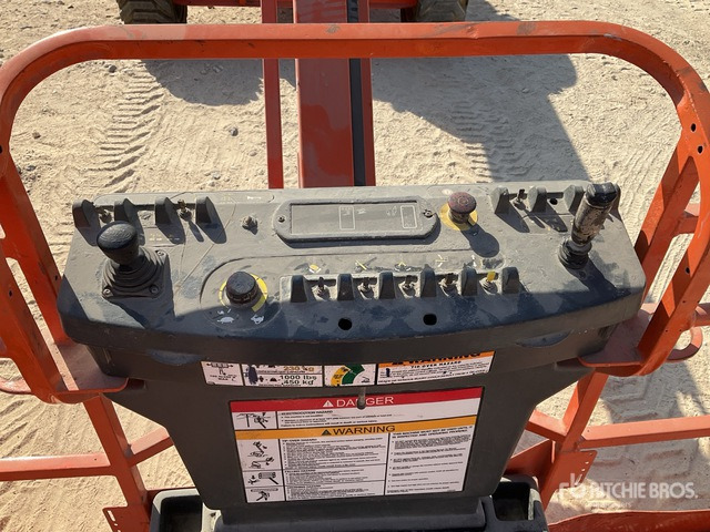 2012 JLG 600AJ 4WD Diesel Articulating Boom Lift - Zglobna platforma: slika 4 2012 JLG 600AJ 4WD Diesel Articulating Boom Lift - Zglobna platforma: slika 4