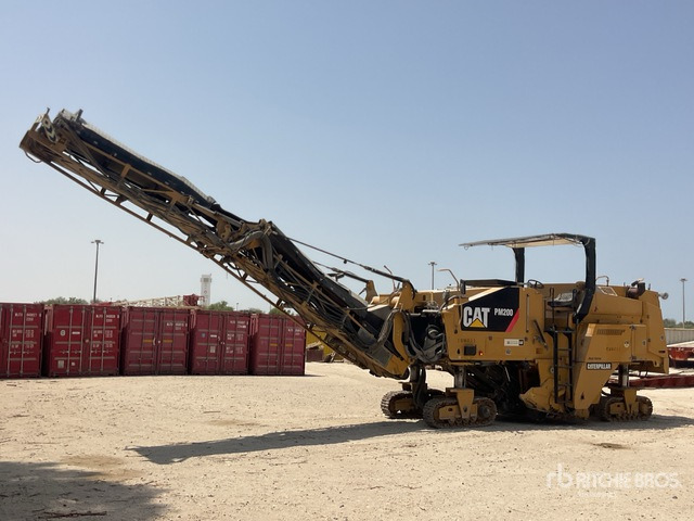 2014 Cat PM-200 Tracked Cold Planer - Hladni planer: slika 1 2014 Cat PM-200 Tracked Cold Planer - Hladni planer: slika 1