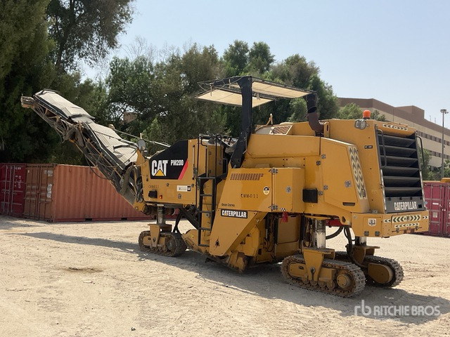 2014 Cat PM-200 Tracked Cold Planer - Hladni planer: slika 4 2014 Cat PM-200 Tracked Cold Planer - Hladni planer: slika 4
