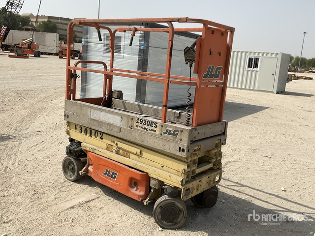 2014 JLG 1930ES Electric Scissor Lift - Lift u obliku makaza: slika 2 2014 JLG 1930ES Electric Scissor Lift - Lift u obliku makaza: slika 2