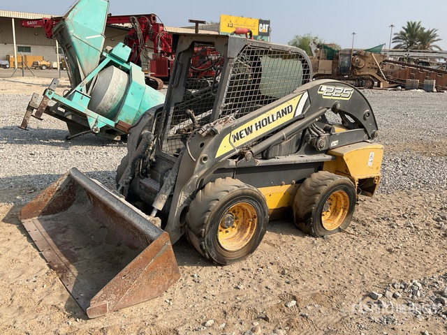 2014 New Holland L225 (Inoperable) Skid Steer Loader - Mini utovarivač: slika 2 2014 New Holland L225 (Inoperable) Skid Steer Loader - Mini utovarivač: slika 2