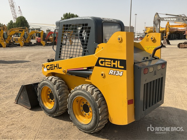 2017 Gehl R134 - Mini utovarivač: slika 4 2017 Gehl R134 - Mini utovarivač: slika 4