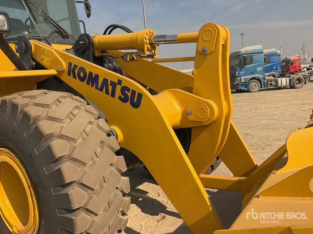 2017 Komatsu WA380Z-6 Wheel Loader - Utovarivač točkaš: slika 5 2017 Komatsu WA380Z-6 Wheel Loader - Utovarivač točkaš: slika 5