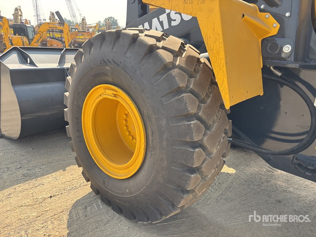 2017 Komatsu WA380Z-6 Wheel Loader - Utovarivač točkaš: slika 4 2017 Komatsu WA380Z-6 Wheel Loader - Utovarivač točkaš: slika 4
