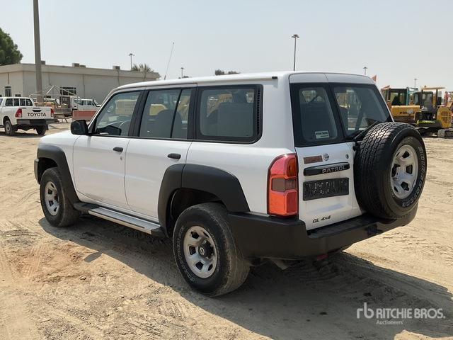 2018 Nissan Patrol GL 4x4 SUV - SUV: slika 4 2018 Nissan Patrol GL 4x4 SUV - SUV: slika 4