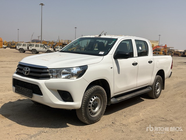 2018 Toyota Hilux 4x4 Crew Cab Pickup - Pikap: slika 3 2018 Toyota Hilux 4x4 Crew Cab Pickup - Pikap: slika 3