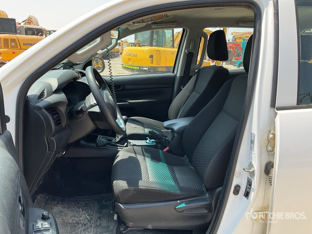 2018 Toyota Hilux 4x4 Crew Cab Pickup - Pikap: slika 5 2018 Toyota Hilux 4x4 Crew Cab Pickup - Pikap: slika 5