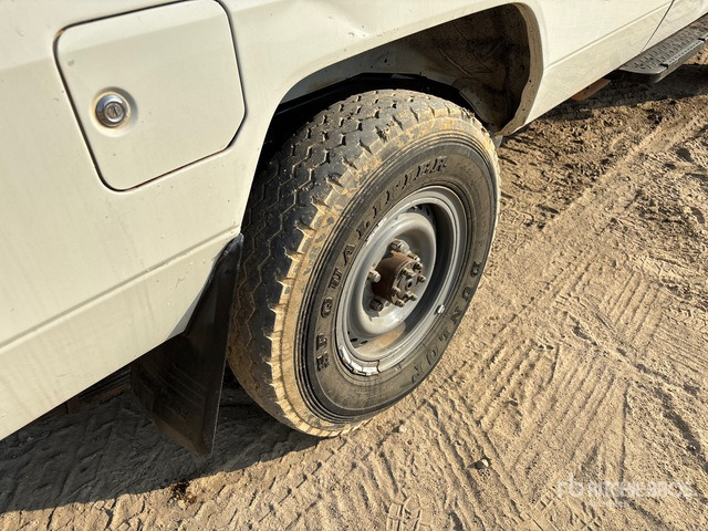 2018 Toyota Land Cruiser 78R 4x4 SUV - SUV: slika 4 2018 Toyota Land Cruiser 78R 4x4 SUV - SUV: slika 4