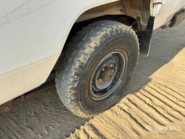 SUV 2018 Toyota Land Cruiser 78R 4x4 SUV: slika 6 SUV 2018 Toyota Land Cruiser 78R 4x4 SUV: slika 6