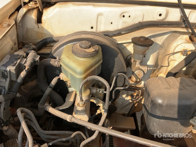 2018 Toyota Land Cruiser 78R 4x4 SUV - SUV: slika 4 2018 Toyota Land Cruiser 78R 4x4 SUV - SUV: slika 4